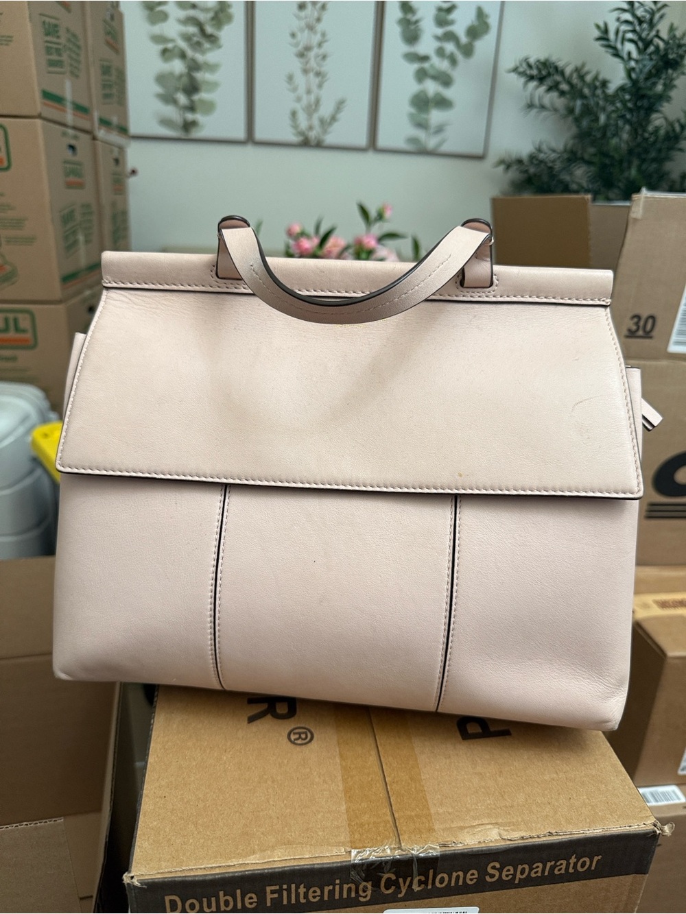 Classic Structured Women’s Handbag in Light Pink